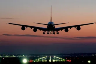 Aeronave TAP enfrentando despressurização em voo