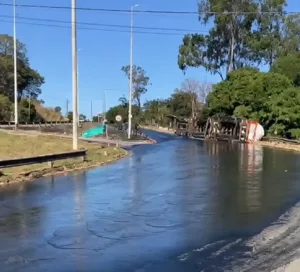Vazamento de biodiesel no Rio Meia Ponte