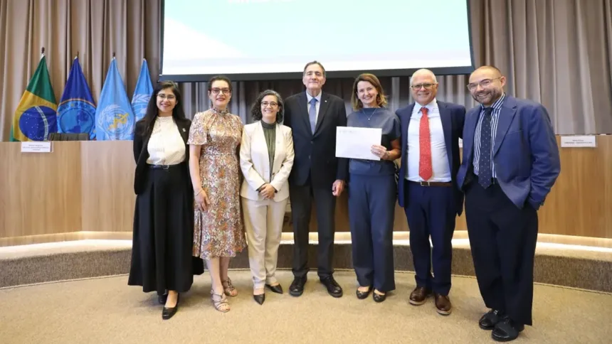 Parceria internacional vacinas UFG e Opas/OMS