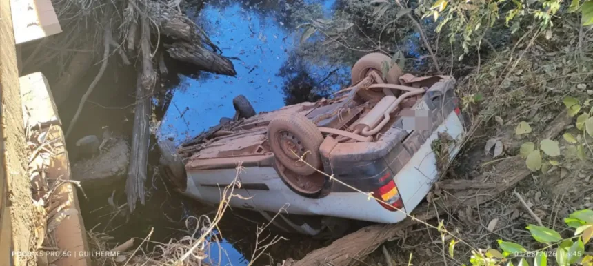 Acidente de caminhonete em ponte de Formosa