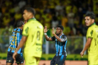 Empate entre Mirassol e Grêmio no Estádio Maião