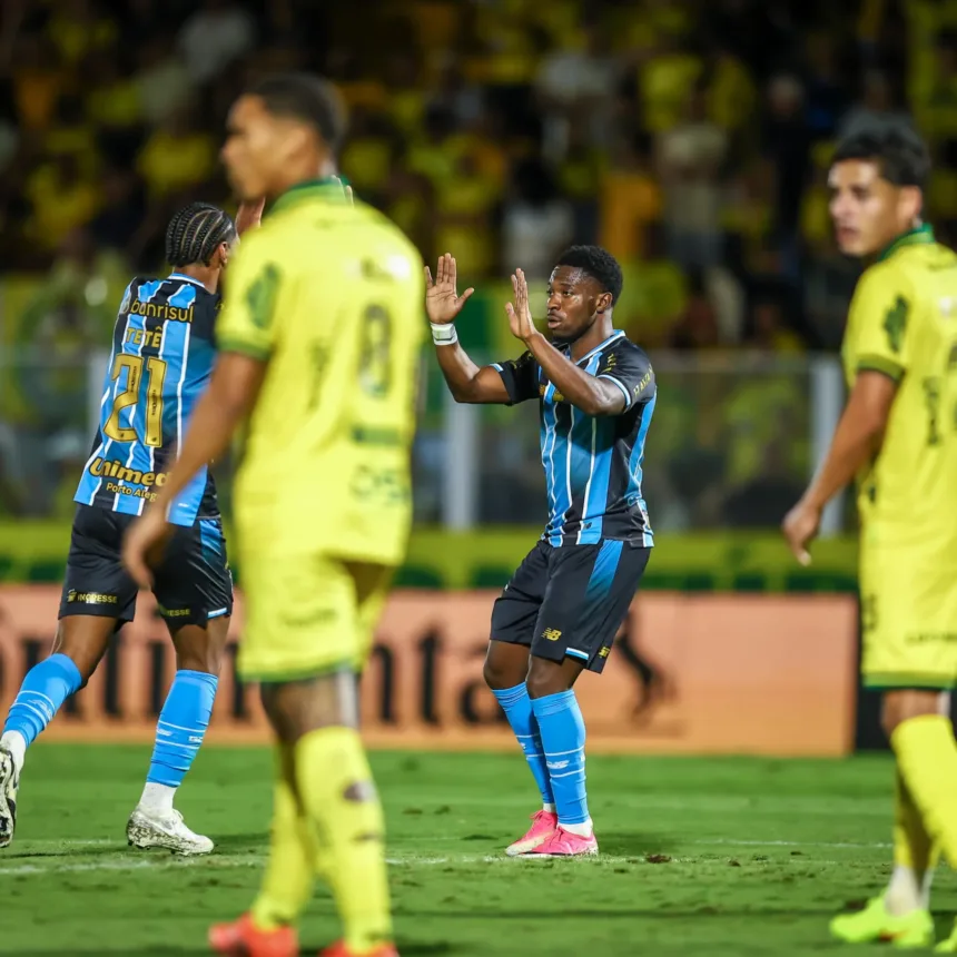 Empate entre Mirassol e Grêmio no Estádio Maião