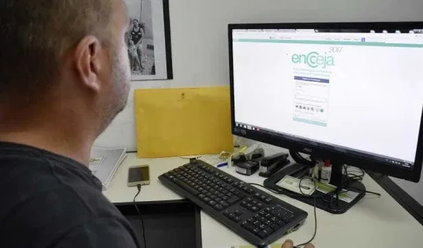 Cartilha do Encceja 2026 disponível para consulta