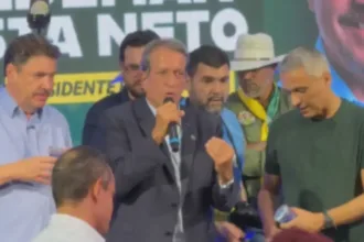 Valdemar elogia trajetória de Wilder na convenção do PL