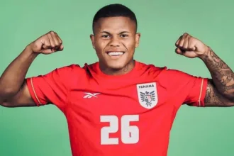 Kahiser Lenis, atacante panamenho do Atlético-GO