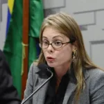 Cristiane Schmidt como porta-voz econômica da campanha de Caiado