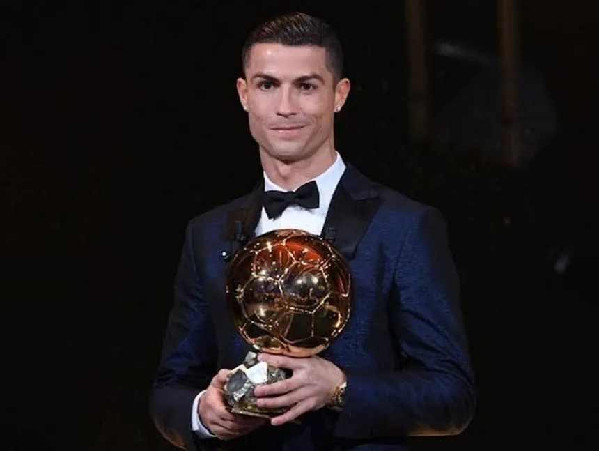 CR7 vence Messi e é eleito o Rei da Champions League 1 Cristiano Ronaldo comemorando título da Champions League