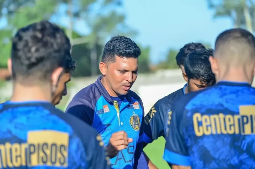 Técnico Rodrigo Limiro anunciado pelo Tupy