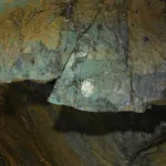 caverna-na-alemanha-revela-estatuetas-de-aves-de-40-mil-anos,-menores-que-uma-unha