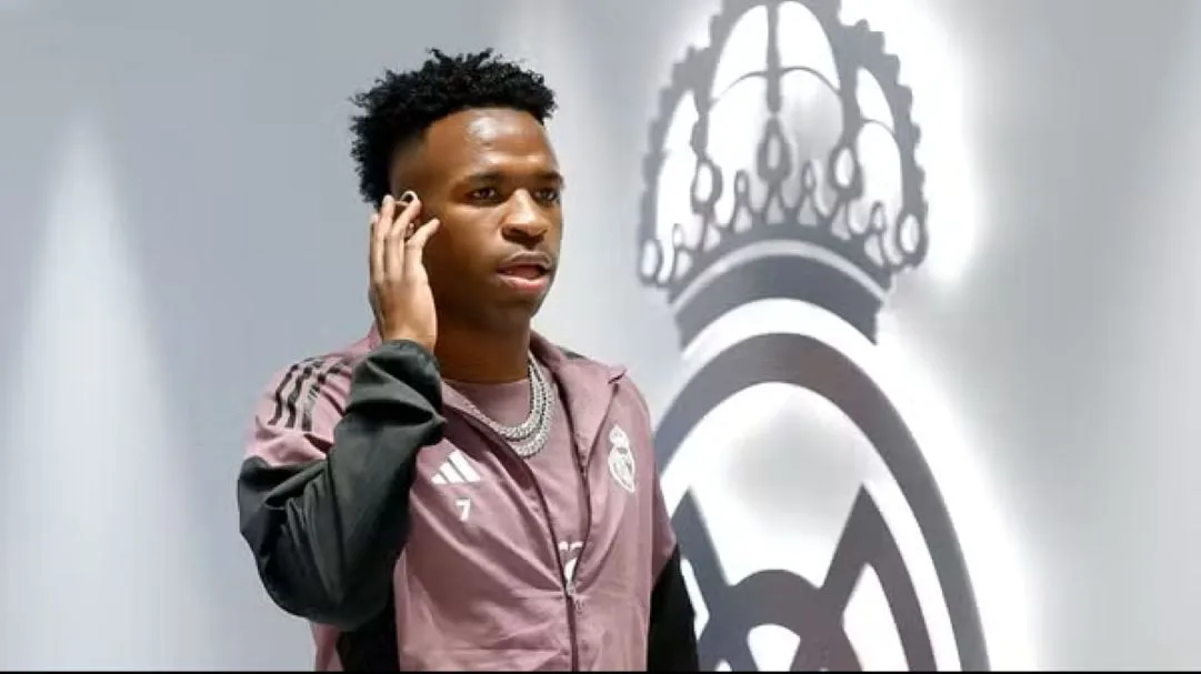 Ídolo do Real Madrid aponta recusa de Vini Jr em renovar contrato, saída em debate