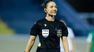 Estreia da árbitra Daiane Muniz na Série A do Brasileirão