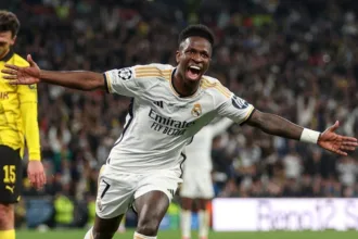 vini-jr-comemora-renovacao-com-o-real-madrid:-“sonho-continua”