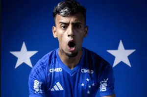 cruzeiro-vai-ao-mercado-e-apresenta-o-atacante-lucho-rodriguez