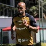 lucas-moura-avanca-na-recuperacao-de-tendao-e-pode-voltar-ao-sao-paulo-antes-do-previsto