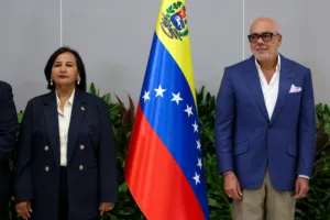 governo-e-oposicao-comecam-a-negociar-transicao-politica-e-novas-eleicoes-na-venezuela-–-g1