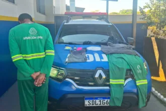 homem-que-diz-ser-funcionario-do-limpa-gyn-e-preso-por-furto-em-terminal-de-aparecida;-video