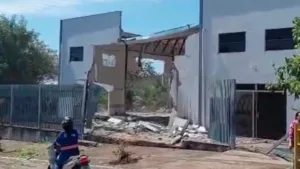 Caminhoneiro bêbado invade empresa em Rio Verde
