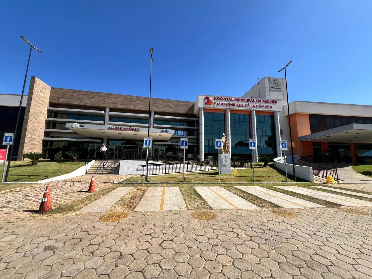 Acordo Judicial Garante R$ 7,3 Milhões a Ex-Funcionários da Maternidade Célia Câmara em Goiânia