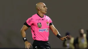 Trio de arbitragem paulista escalado para Goiás x Londrina