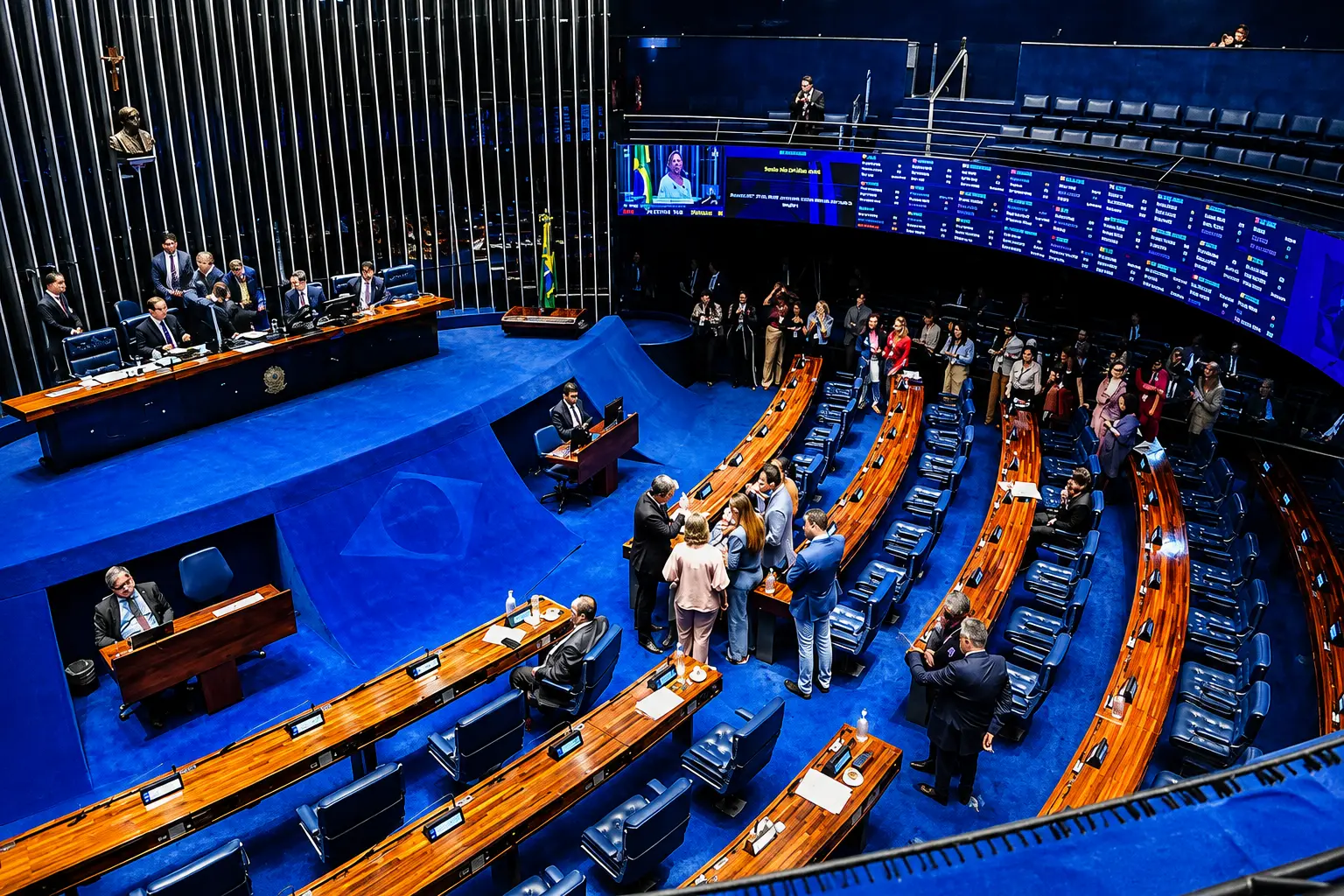 Do gás de cozinha ao primeiro emprego: o que o Senado pode decidir nesta semana