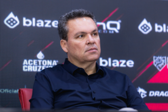 IShowSpeed influencer de futebol em evento