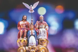 veja-programacao-da-festa-de-nossa-senhora-rainha,-que-acontece-em-trindade-entre-20-e-23-de-agosto