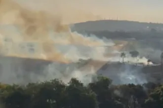 Incêndio no Hipódromo Lagoinha em Goiânia