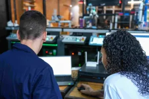iel-goias-oferece-561-vagas-de-estagio-e-20-para-jovem-aprendiz