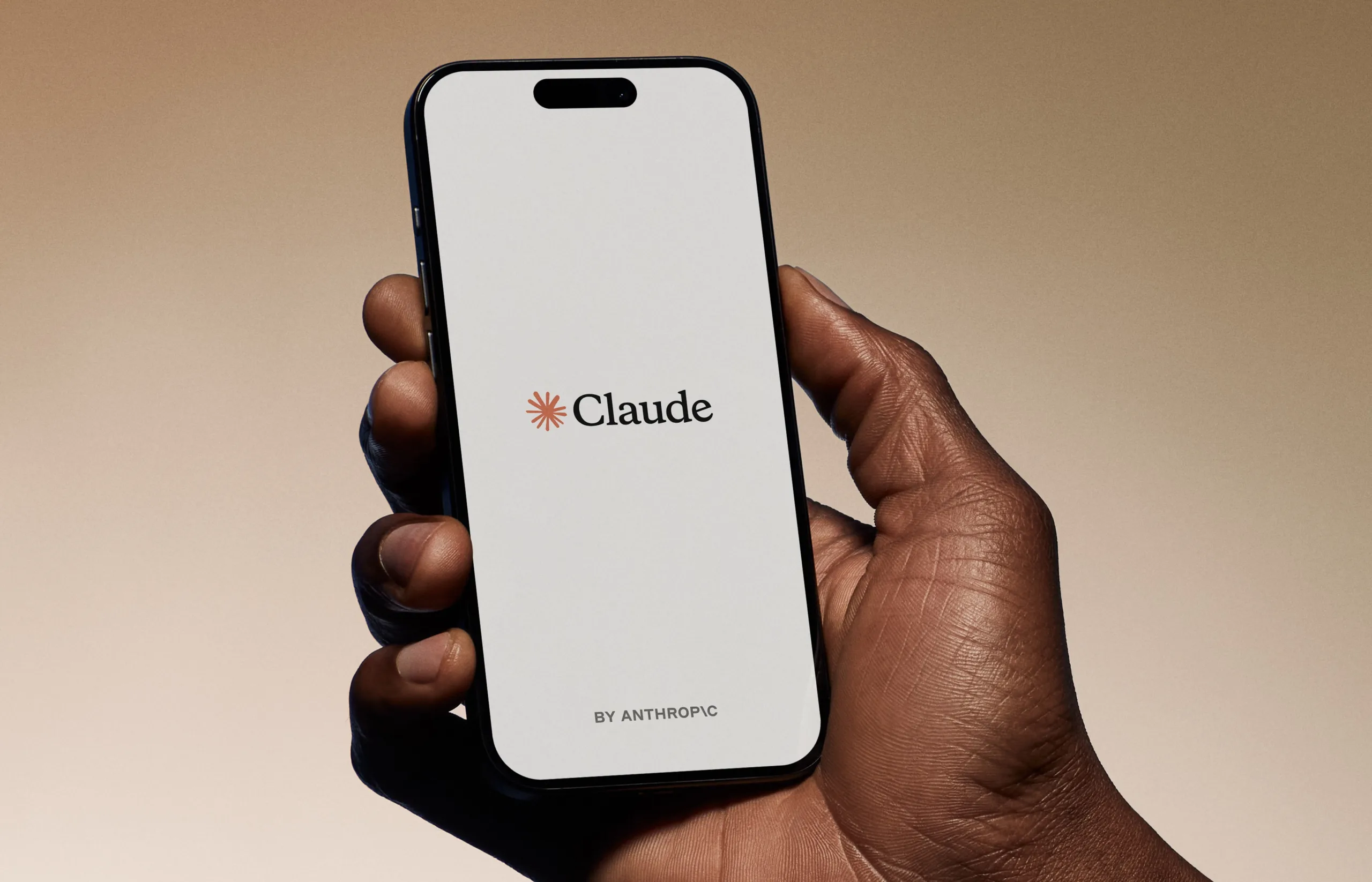 Claude, rival do ChatGPT, vai revelar quem criou texto com IA; veja como vai funcionar