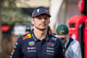 max-verstappen-vai-sair-da-f1?-ceo-quebra-o-silencio-sobre-futuro-do-piloto-e-novas-regras