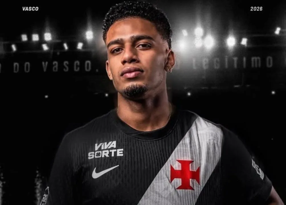 Brenner opera o pé após jogo contra o Bahia e vira desfalque no Vasco por 4 meses