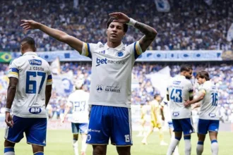 cruzeiro-x-flamengo:-onde-assistir-ao-vivo,-horario-e-escalacoes-pelas-oitavas-da-libertadores