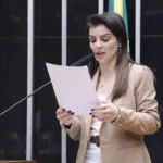 Deputada discute subsídios a combustíveis no Congresso
