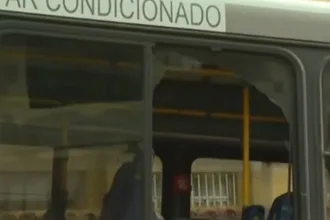 Fonoaudióloga ferida em tiroteio em ônibus no Rio de Janeiro