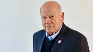 ex-ministro-da-extrema-direita-do-chile-e-escalado-pela-oea-para-acompanhar-eleicao-no-brasil