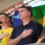 tse-manda-pf-investigar-quem-filiou-flavio-bolsonaro-ao-missao