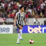 volante-danilo-barbosa,-ex-botafogo,-negocia-retorno-ao-brasil-com-o-gremio