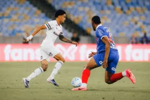 riquelme-do-fluminense-publica-emoji-de-agradecimento-apos-demissao-de-zubeldia