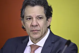 Análise de câmeras pela PM de SP sobre abordagem a motorista