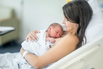 sete-em-cada-dez-bebes-nascem-por-cesarea-em-goias,-mostra-levantamento
