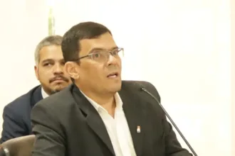 advogado-militante-e-ex-petista:-quem-e-carlos-mundim,-o-vice-de-luis-cesar-em-go