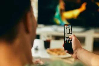 Emissoras articulam botão de TV aberta em controles