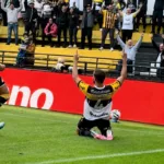 Criciúma Série B vitória sobre Goiás