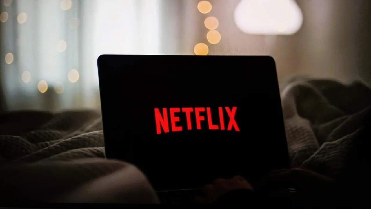 Netflix reajusta planos nos EUA; assinantes brasileiros permanecem com valores antigos