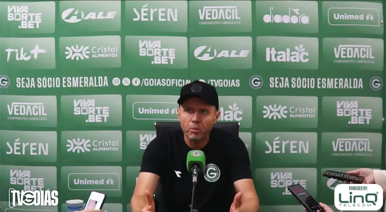 Mozart aponta erro na derrota do Goiás: “Perdemos o jogo nos primeiros cinco minutos”
