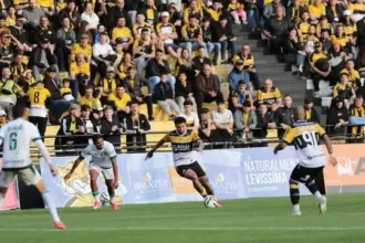 Goiás perde para Criciúma na Série B