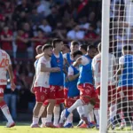 Vila Nova vence Atlético com golaço de Dudu