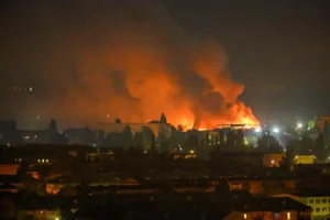 Explosões em Kiev após ataque com mísseis balísticos
