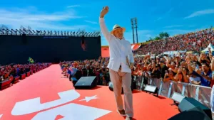 Lula em campanha de reeleição com tom nostálgico