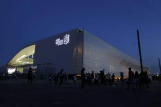 corinthians-x-cruzeiro-duelam-pelo-brasileirao;-saiba-onde-assistir-e-provaveis-escalacoes